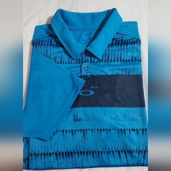 Oakley Other - Men's XL Oakley Stretch Polo In Blue Hues.